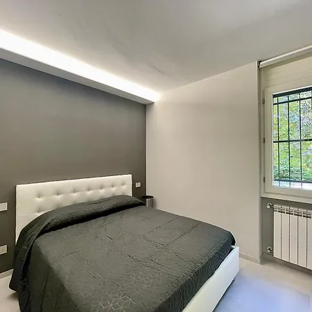 Elegant & Comfortable Modern With Swimming Pool Semesterbostad Stresa