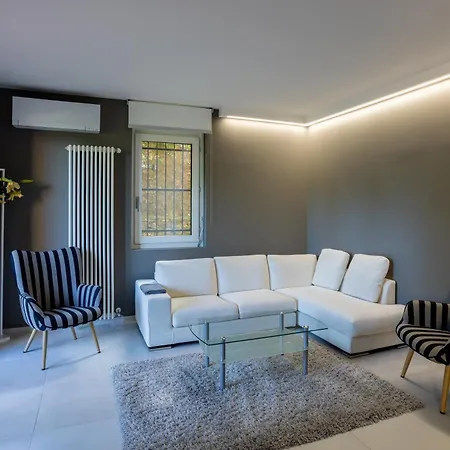 Holiday home Elegant & Comfortable Modern With Swimming Pool *