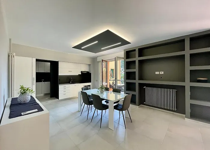 Casa de Férias Elegant & Comfortable Modern With Swimming Pool